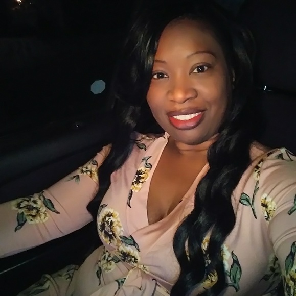 Kay's Closet - Like ๐ Share โค Follow ๐ธ Buy - Picture 2 of 3